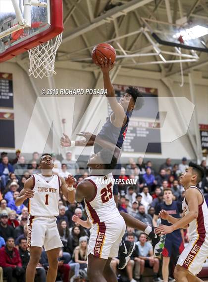Thumbnail 3 in San Joaquin Memorial @ Clovis West (Nike Invitational) photogallery.