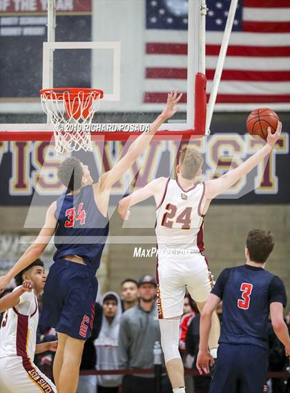 Thumbnail 2 in San Joaquin Memorial @ Clovis West (Nike Invitational) photogallery.