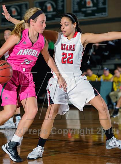 Thumbnail 1 in St. Joseph's Academy vs Ozark (Prepcasts Elite Girls Shootout VI) photogallery.