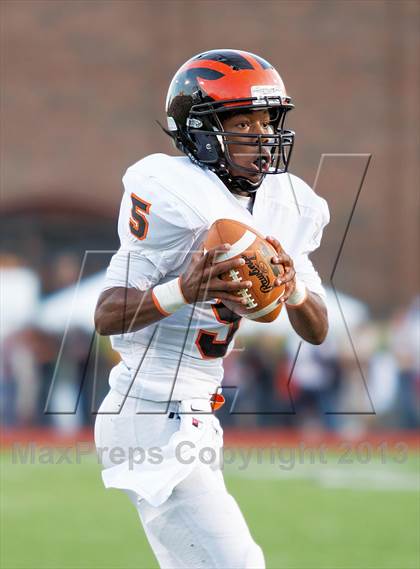 Thumbnail 3 in Jackson vs Lumen Christi (Promise Bowl) photogallery.
