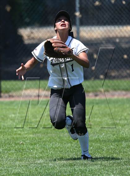 Thumbnail 2 in Elliot Christian vs. Millennium (CIF SJS D7 Final) photogallery.