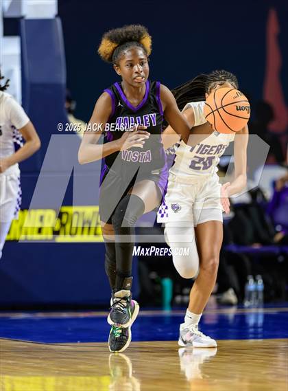 Thumbnail 3 in Millennium vs Valley Vista (AIA Open Final) photogallery.