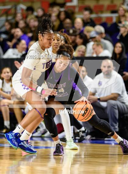 Thumbnail 2 in Millennium vs Valley Vista (AIA Open Final) photogallery.