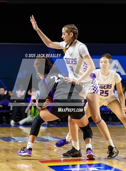 Thumbnail 3 in Millennium vs Valley Vista (AIA Open Final) photogallery.
