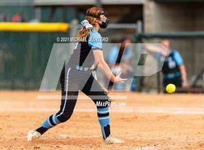 Thumbnail 3 in Harlan @ Holmes photogallery.