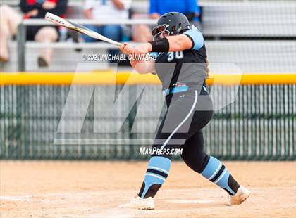 Thumbnail 1 in Harlan @ Holmes photogallery.