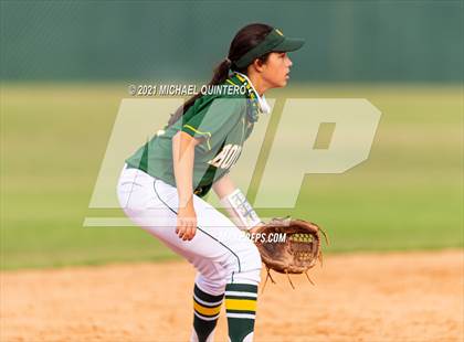 Thumbnail 3 in Harlan @ Holmes photogallery.