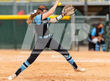 Thumbnail 1 in Harlan @ Holmes photogallery.