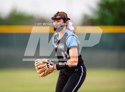 Thumbnail 3 in Harlan @ Holmes photogallery.