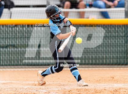 Thumbnail 3 in Harlan @ Holmes photogallery.