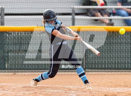 Thumbnail 3 in Harlan @ Holmes photogallery.