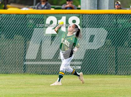 Thumbnail 3 in Harlan @ Holmes photogallery.