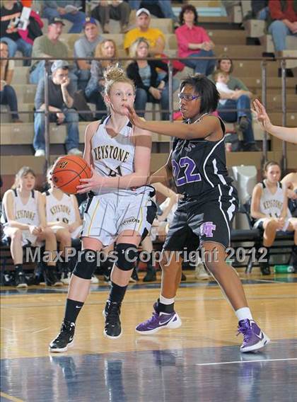 Thumbnail 2 in  Winchester Thurston vs Keystone (PIAA Class A First Round) photogallery.