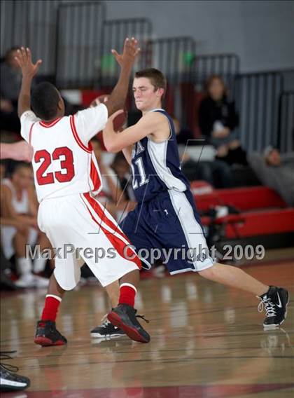 Thumbnail 3 in Casa Roble vs. Cordova (Cordova Tournament) photogallery.