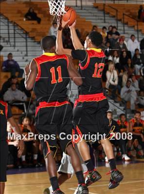 Thumbnail 3 in Manual Arts vs. Fairfax (Lynwood Christmas Tournament) photogallery.