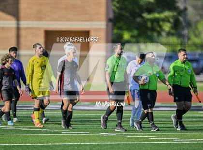 Thumbnail 1 in Goose Creek Memorial vs. University (UIL Soccer 5A Region 3 Regional Semifinal) photogallery.