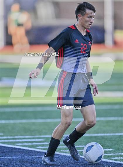 Thumbnail 3 in Goose Creek Memorial vs. University (UIL Soccer 5A Region 3 Regional Semifinal) photogallery.