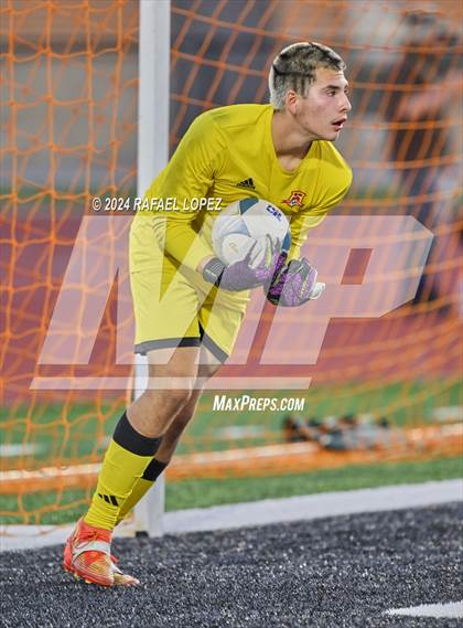 Thumbnail 2 in Goose Creek Memorial vs. University (UIL Soccer 5A Region 3 Regional Semifinal) photogallery.