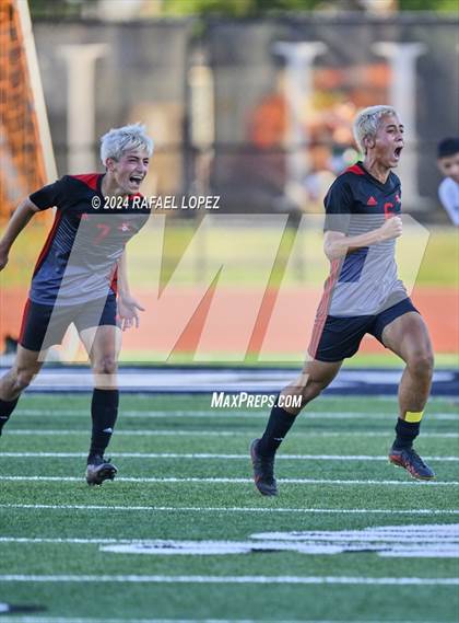 Thumbnail 3 in Goose Creek Memorial vs. University (UIL Soccer 5A Region 3 Regional Semifinal) photogallery.