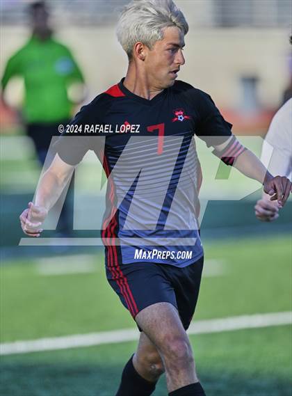Thumbnail 1 in Goose Creek Memorial vs. University (UIL Soccer 5A Region 3 Regional Semifinal) photogallery.