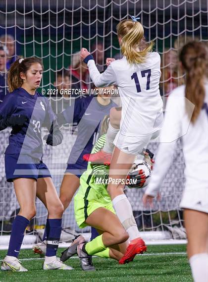 Thumbnail 2 in Wilton vs Staples (CIAC Class LL Finals) photogallery.