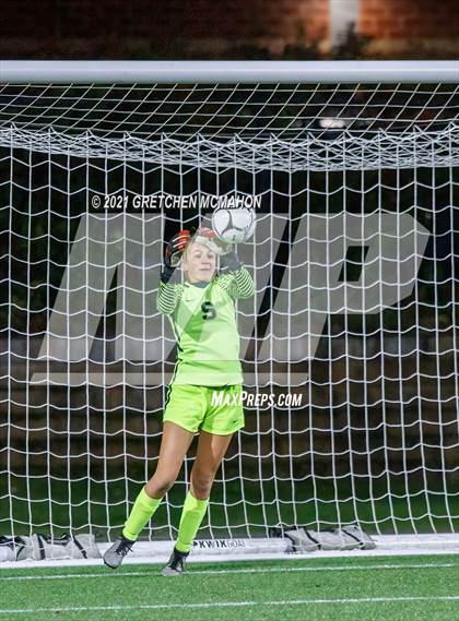 Thumbnail 1 in Wilton vs Staples (CIAC Class LL Finals) photogallery.