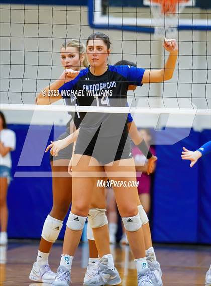 Thumbnail 3 in Pearland @ Friendswood photogallery.