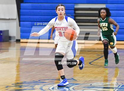 Thumbnail 2 in John Curtis Christian vs Central Lafourche (Ursuline Tournament) photogallery.