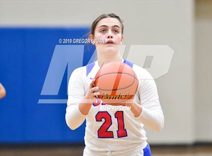 Thumbnail 3 in John Curtis Christian vs Central Lafourche (Ursuline Tournament) photogallery.