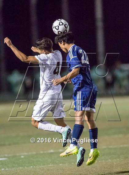 Thumbnail 3 in Palisades vs. Granada Hills (CIF LACS D1 Final) photogallery.