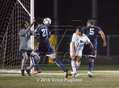 Thumbnail 3 in Palisades vs. Granada Hills (CIF LACS D1 Final) photogallery.