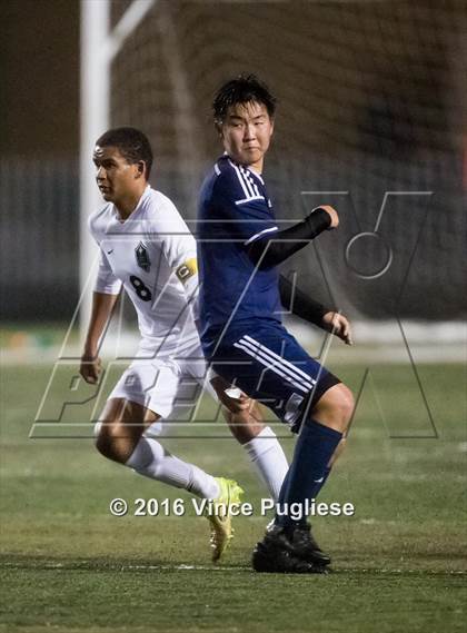 Thumbnail 3 in Palisades vs. Granada Hills (CIF LACS D1 Final) photogallery.