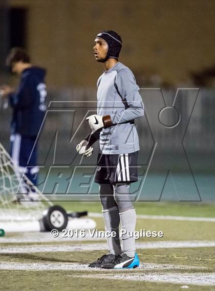 Thumbnail 3 in Palisades vs. Granada Hills (CIF LACS D1 Final) photogallery.