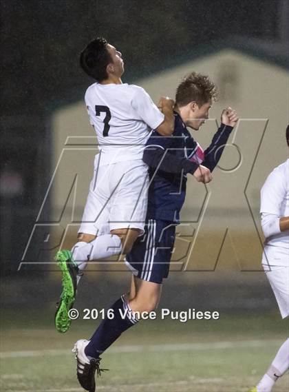 Thumbnail 1 in Palisades vs. Granada Hills (CIF LACS D1 Final) photogallery.