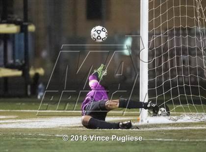 Thumbnail 3 in Palisades vs. Granada Hills (CIF LACS D1 Final) photogallery.