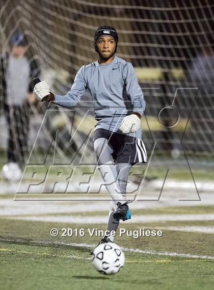 Thumbnail 2 in Palisades vs. Granada Hills (CIF LACS D1 Final) photogallery.