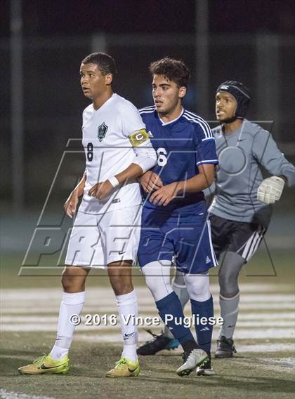 Thumbnail 2 in Palisades vs. Granada Hills (CIF LACS D1 Final) photogallery.