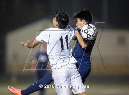 Thumbnail 1 in Palisades vs. Granada Hills (CIF LACS D1 Final) photogallery.