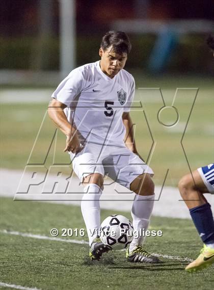 Thumbnail 3 in Palisades vs. Granada Hills (CIF LACS D1 Final) photogallery.