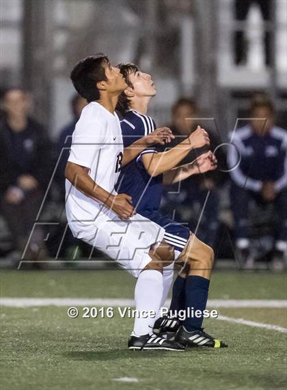 Thumbnail 1 in Palisades vs. Granada Hills (CIF LACS D1 Final) photogallery.