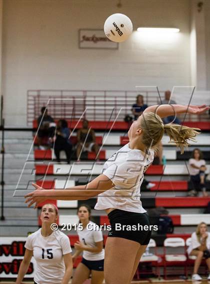 Thumbnail 1 in Jacksonville vs. Pulaski Academy photogallery.