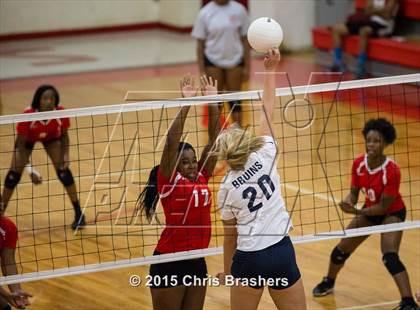 Thumbnail 2 in Jacksonville vs. Pulaski Academy photogallery.
