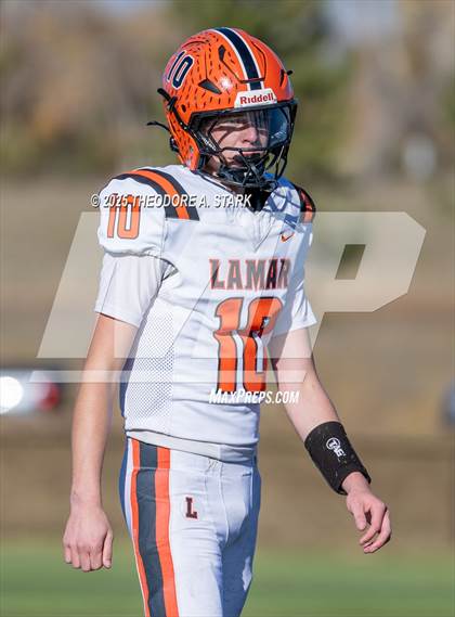 Thumbnail 3 in Lamar @ Kent Denver (CHSAA 5A 1st Round) photogallery.