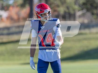 Thumbnail 1 in Lamar @ Kent Denver (CHSAA 5A 1st Round) photogallery.