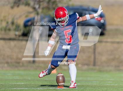 Thumbnail 1 in Lamar @ Kent Denver (CHSAA 5A 1st Round) photogallery.