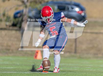 Thumbnail 2 in Lamar @ Kent Denver (CHSAA 5A 1st Round) photogallery.