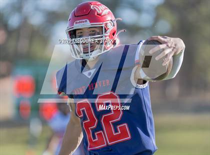 Thumbnail 3 in Lamar @ Kent Denver (CHSAA 5A 1st Round) photogallery.