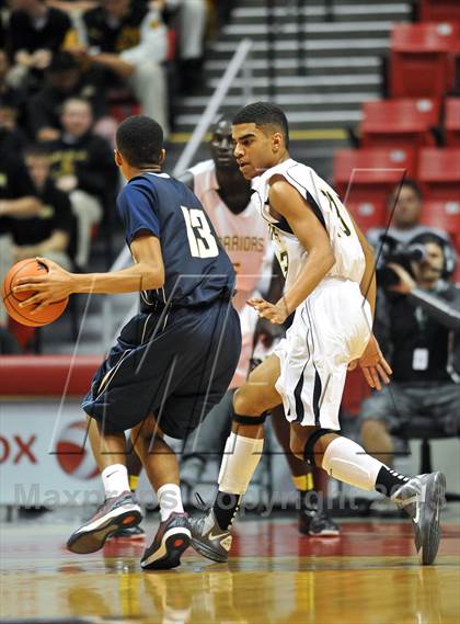 Thumbnail 3 in Army-Navy vs. Mater Dei Catholic (CIF SDS D4 Final) photogallery.
