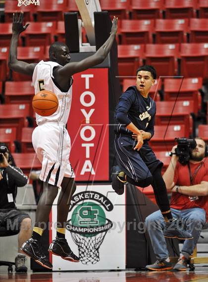 Thumbnail 2 in Army-Navy vs. Mater Dei Catholic (CIF SDS D4 Final) photogallery.