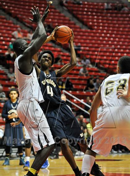 Thumbnail 3 in Army-Navy vs. Mater Dei Catholic (CIF SDS D4 Final) photogallery.
